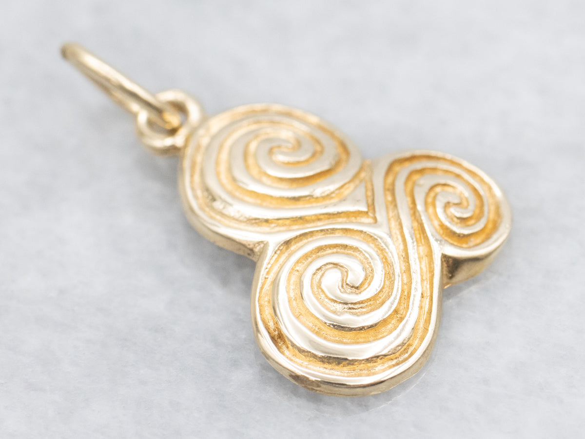 Scrolling Gold Spiral Pendant