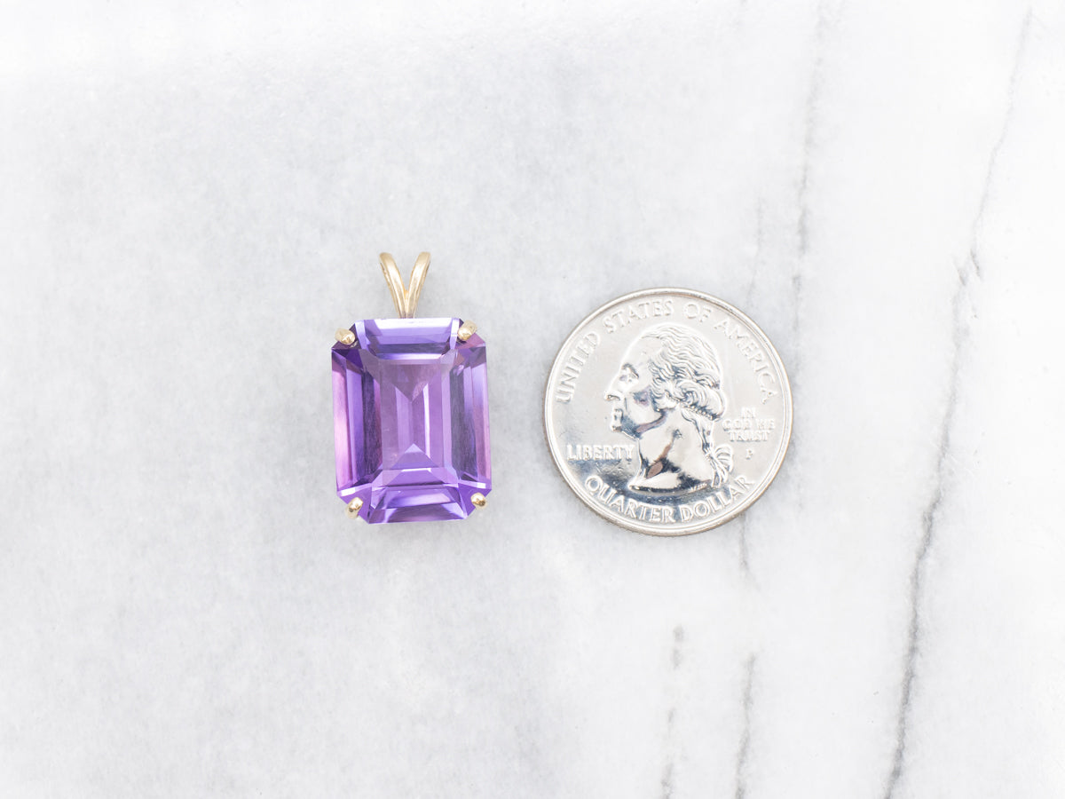 Amethyst Gemstone Pendant in Yellow Gold