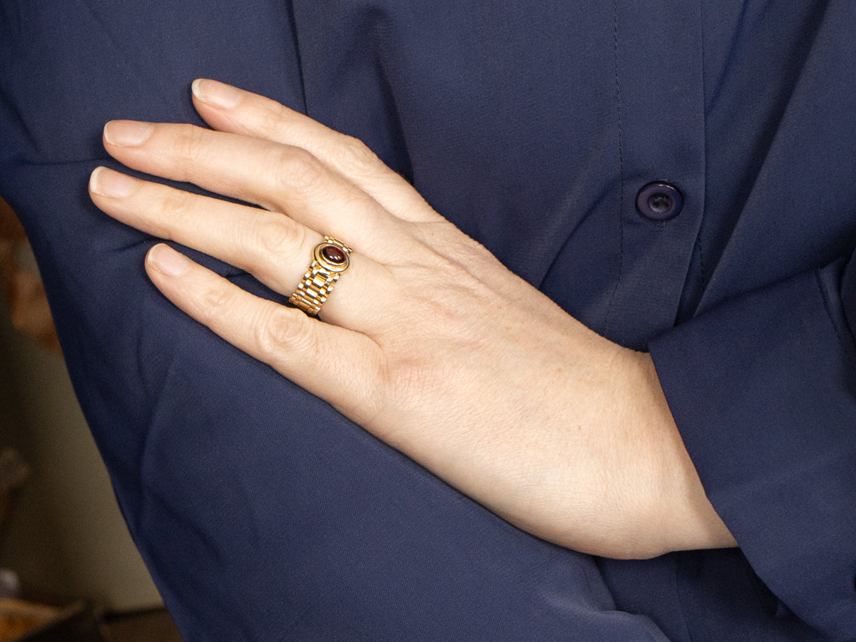 Garnet Cabochon Mesh Link Band