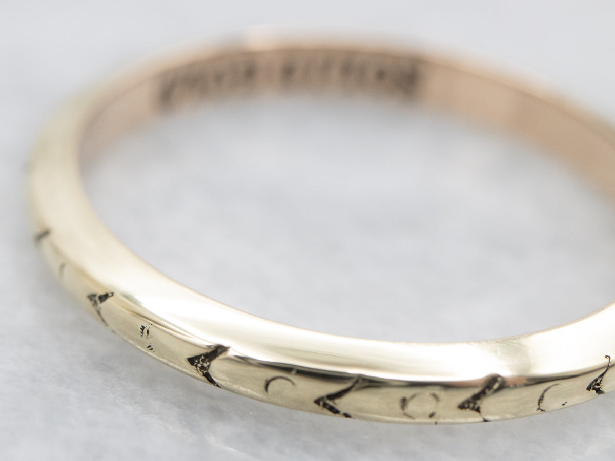 Vintage Gold Chevron Pattern Band