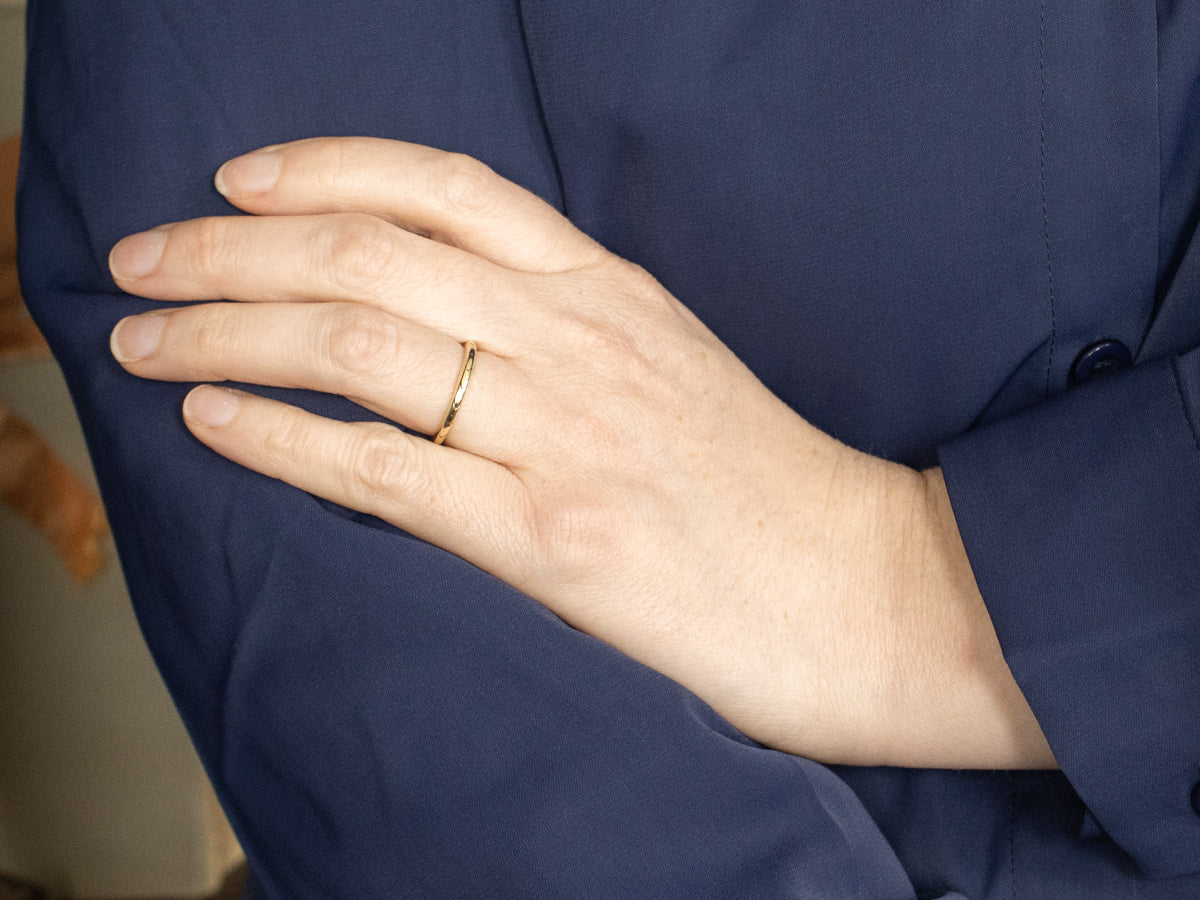 Vintage Gold Chevron Pattern Band