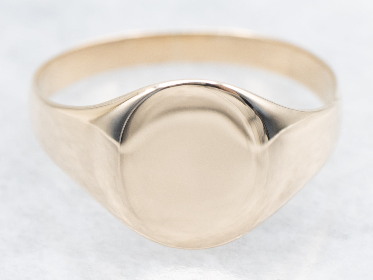 Oval Top Plain Signet Ring