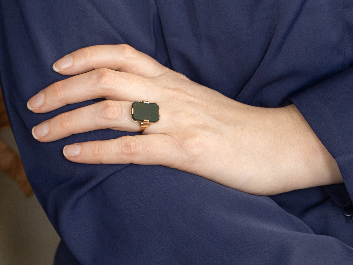 Vintage Gold Unisex Bloodstone Ring