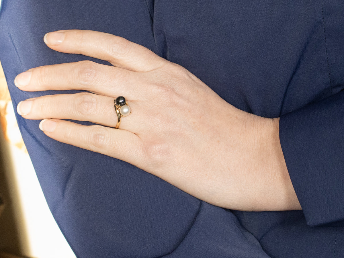 Vintage Black and White Pearl Bypass Ring