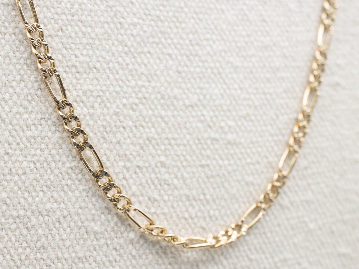 Textured Italian Gold Figaro Chain