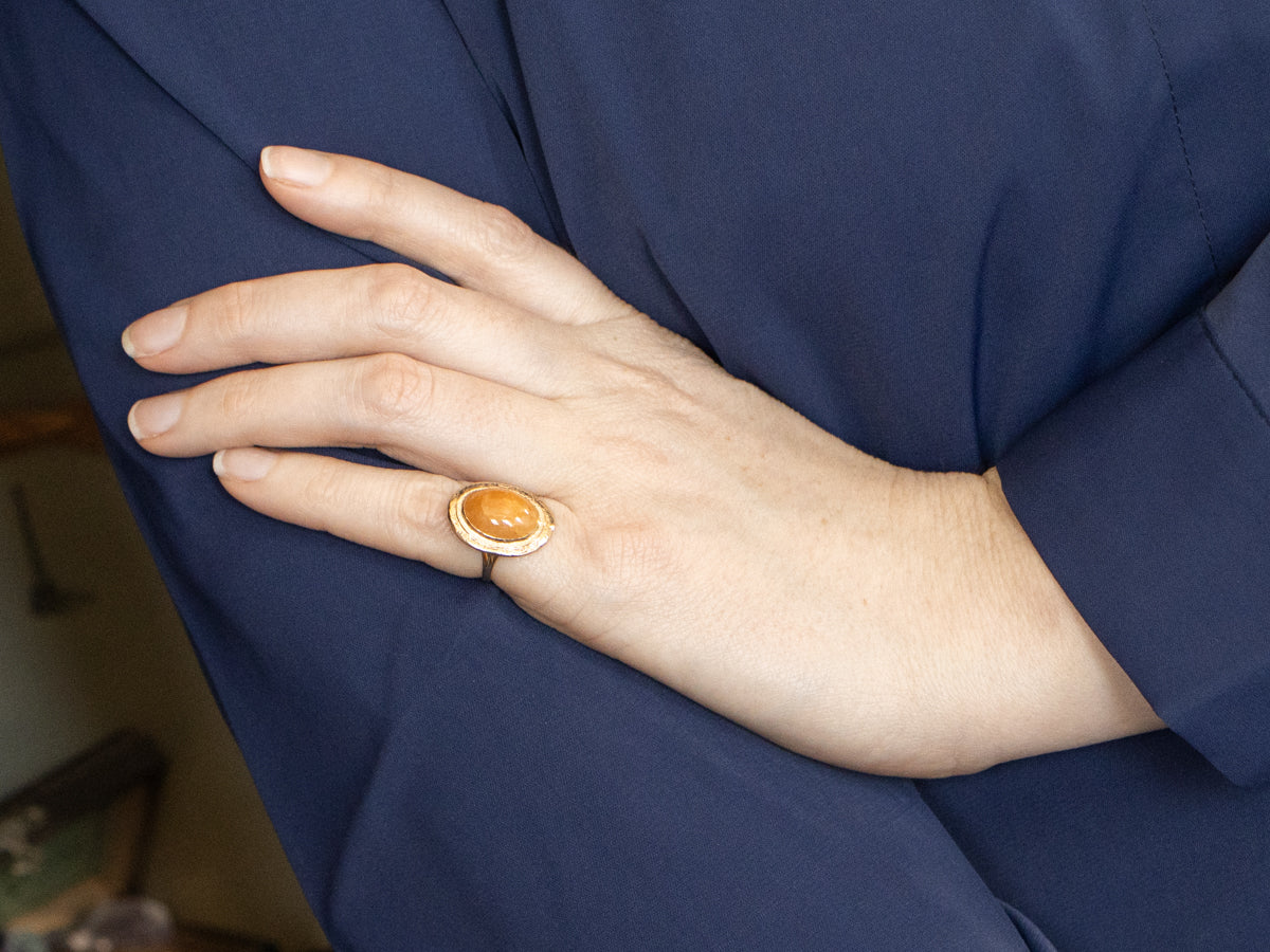 Peach Jadeite Cabochon Vintage Gold Ring