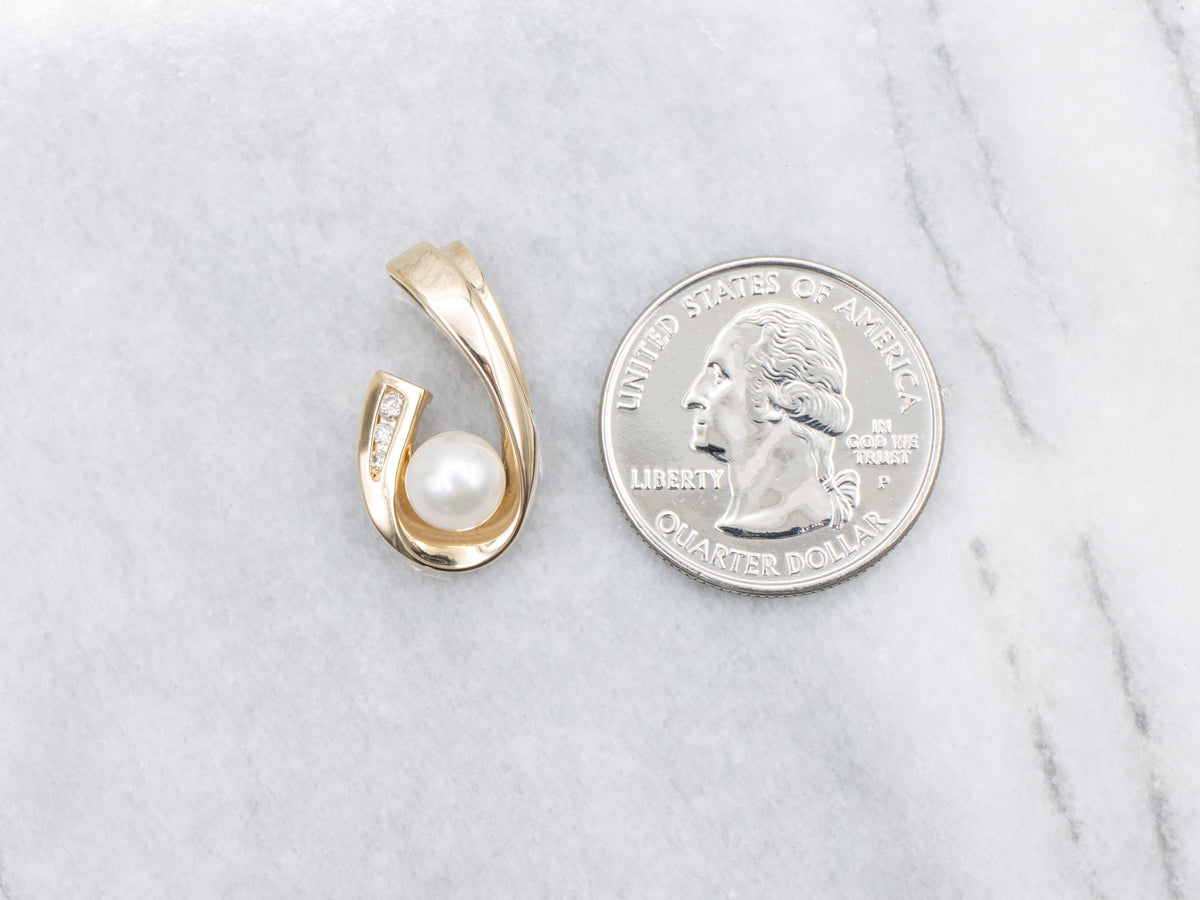 Polished Gold Saltwater Pearl and Diamond Pendant