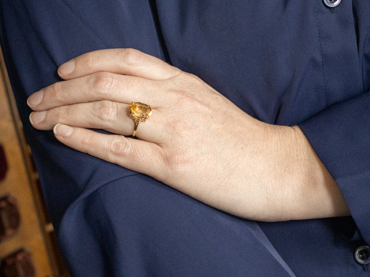Classic Gold Citrine Solitaire Ring