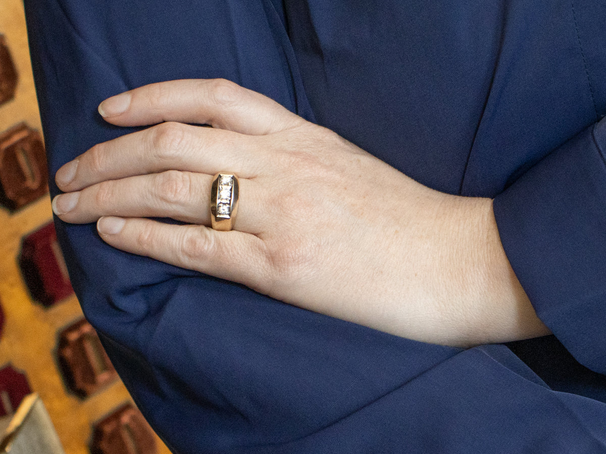 Men's Textured Gold Retro Era Diamond Ring