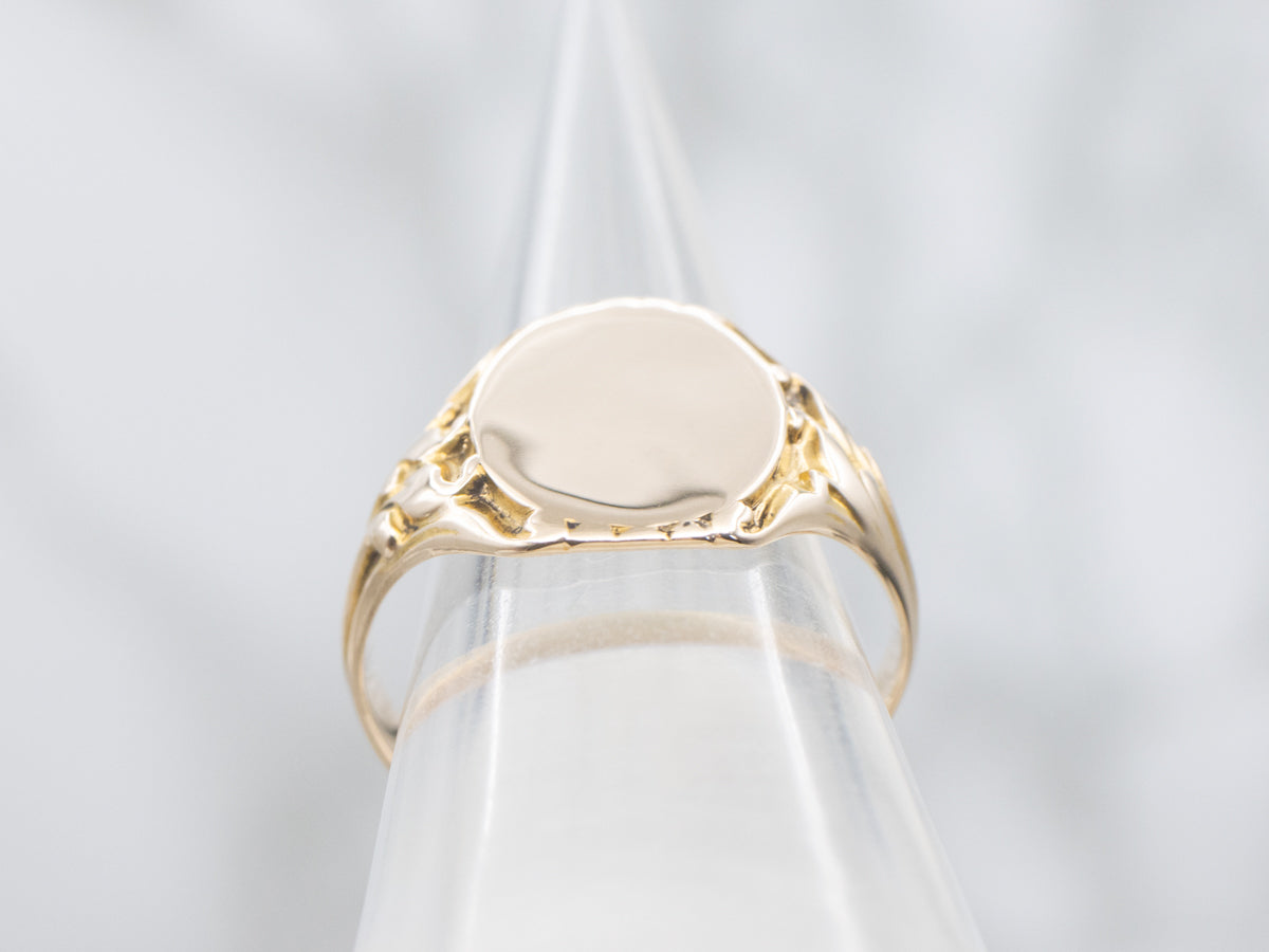 Vintage Oval Top Signet Ring with Decorated Shoulders