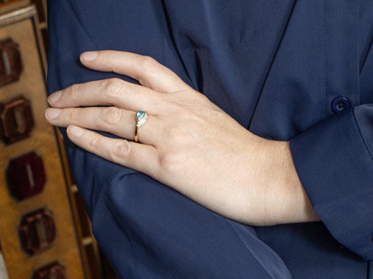 East-West Set Blue and White Topaz Gold Ring
