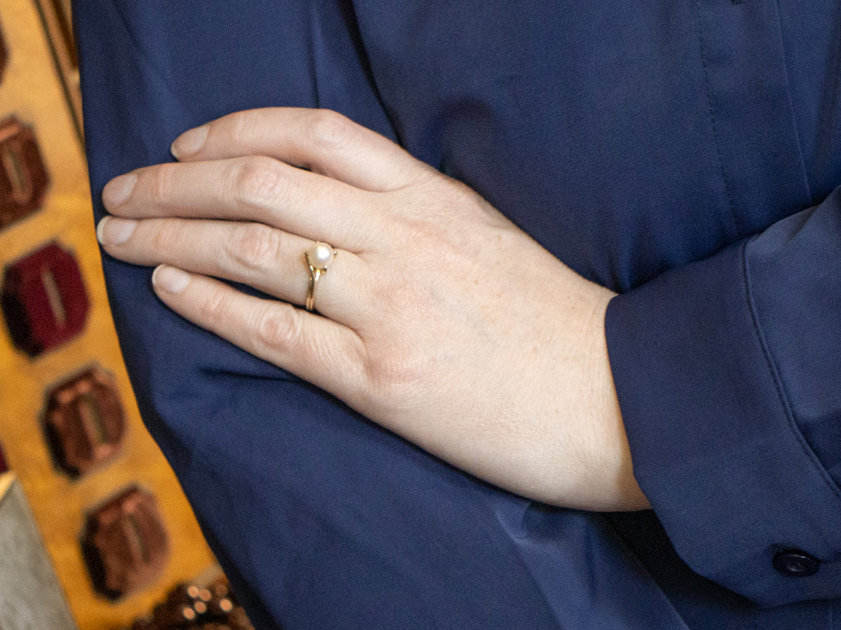 Twisting Saltwater Pearl Solitaire Ring