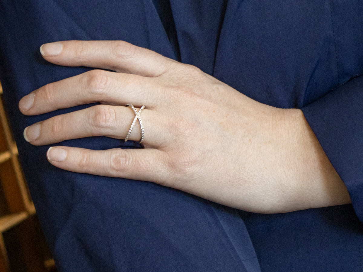 Criss Cross Diamond Gold Band