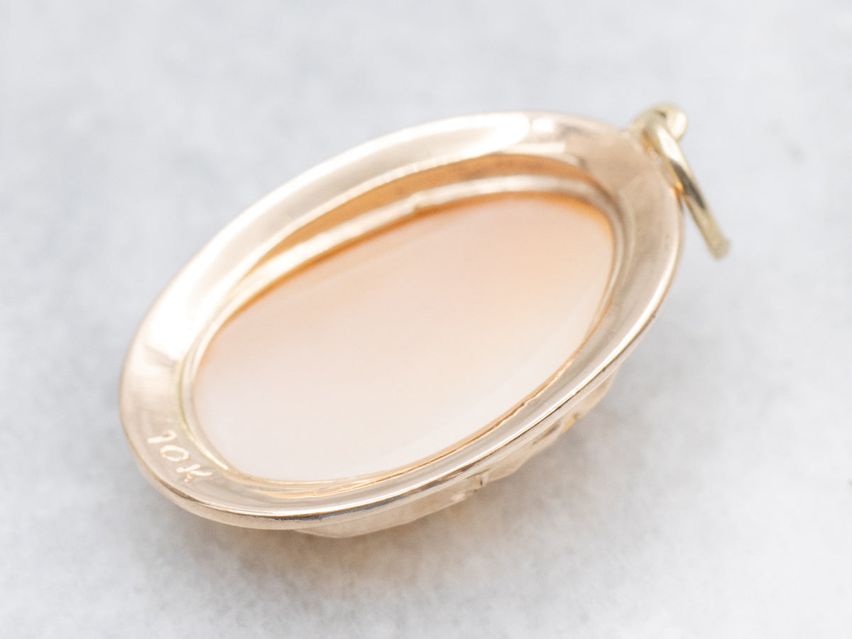 Vintage Gold Shell Cameo Pendant