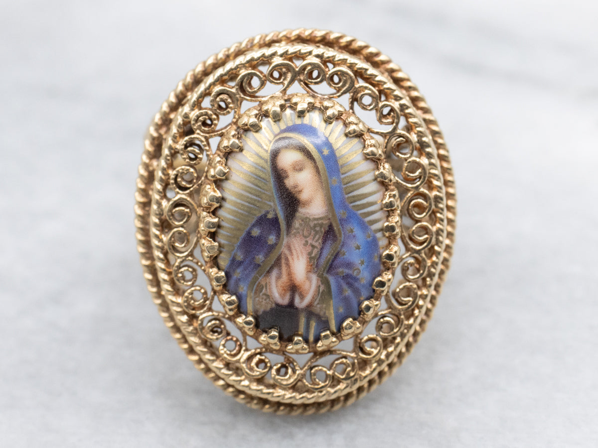 Religious Porcelain Filigree and Rope Design Ring