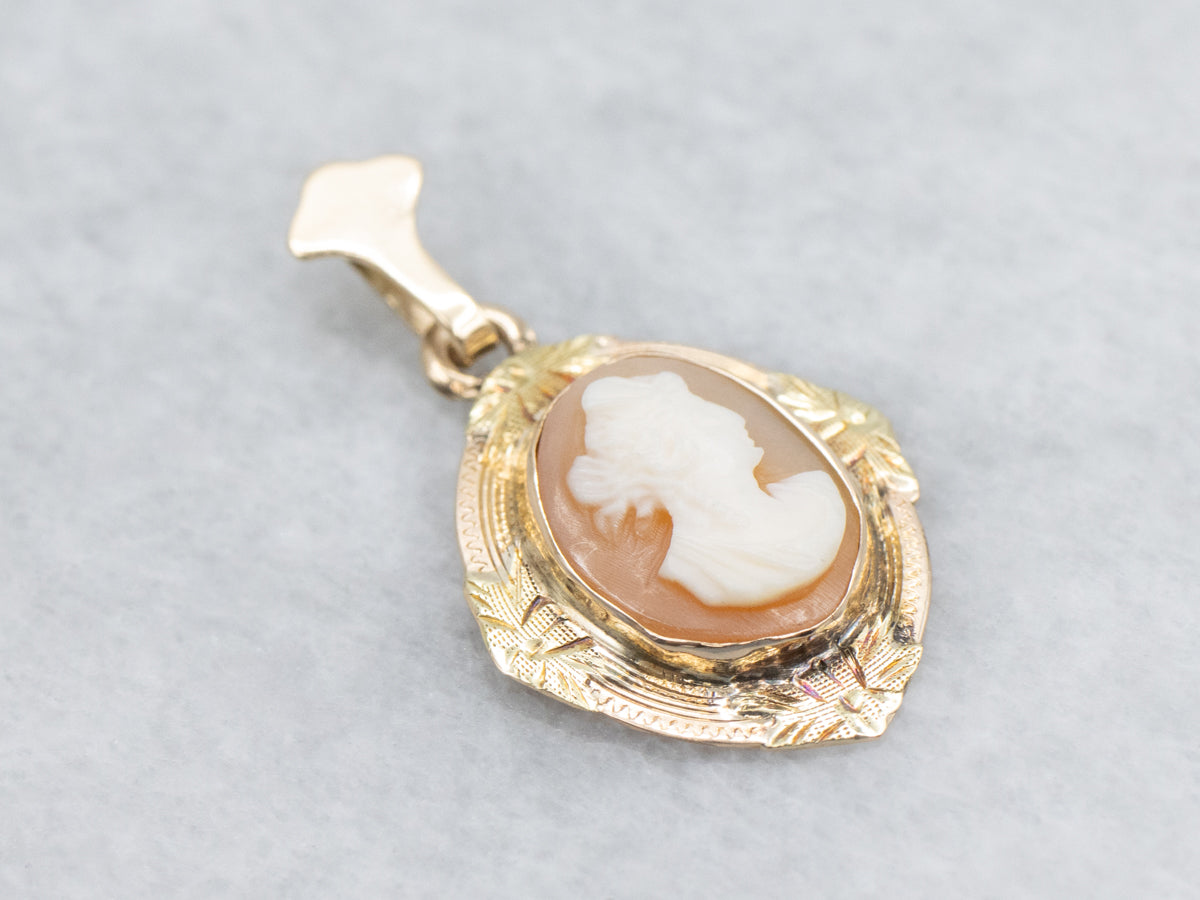 Vintage Gold Cameo Pendant in Engraved Gold Setting