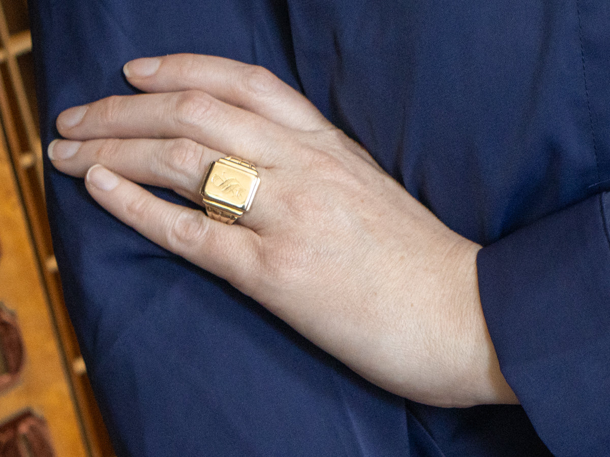 Men's Vintage Gold "S" Monogram Signet Ring