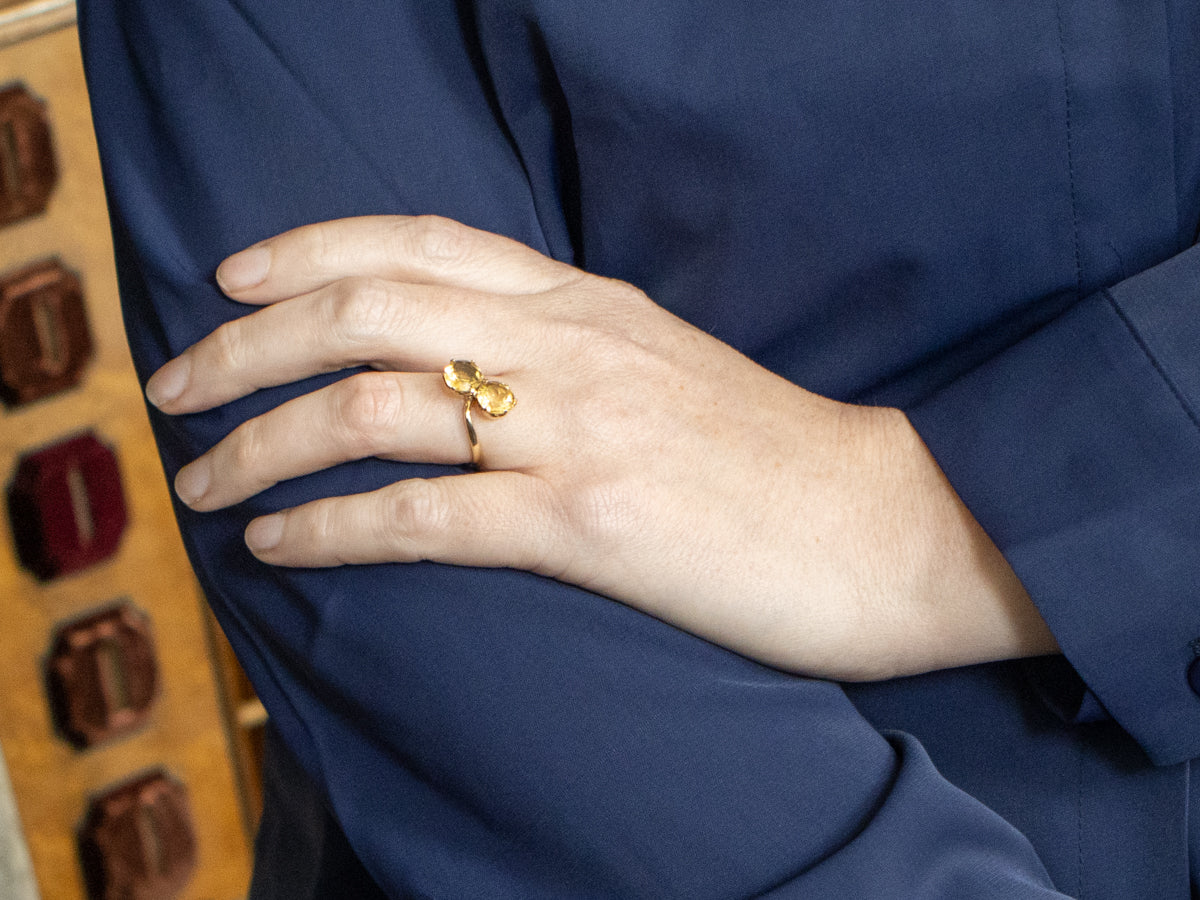Vintage Gold Citrine Toi et Moi Bypass Ring