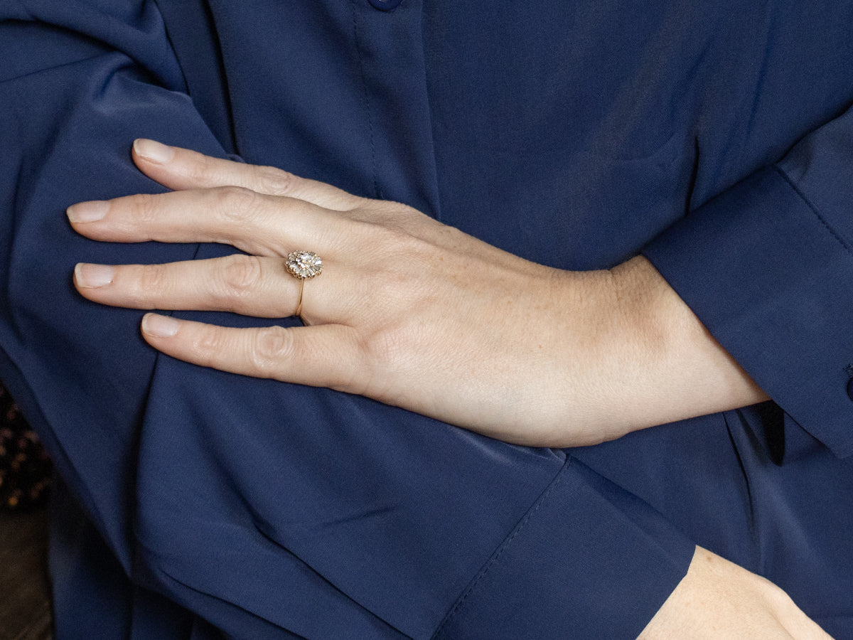 Mixed-Cut Diamond and Gold Cluster Ring