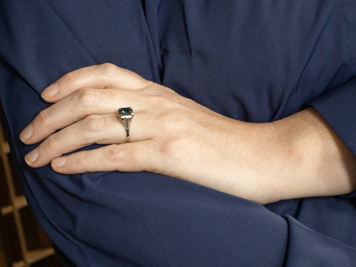 Art Deco Bi-Color Sapphire Solitaire Engagement Ring