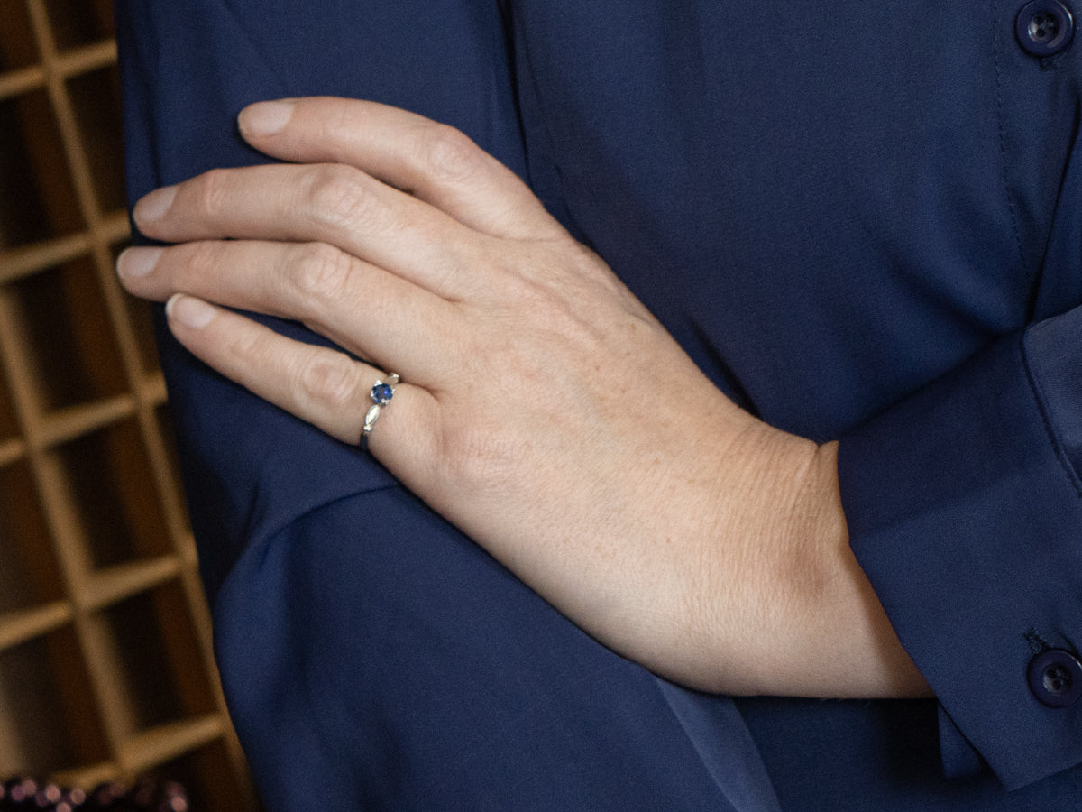 Vintage Blue Sapphire Gold Engagement Ring with Decorated Shoulders