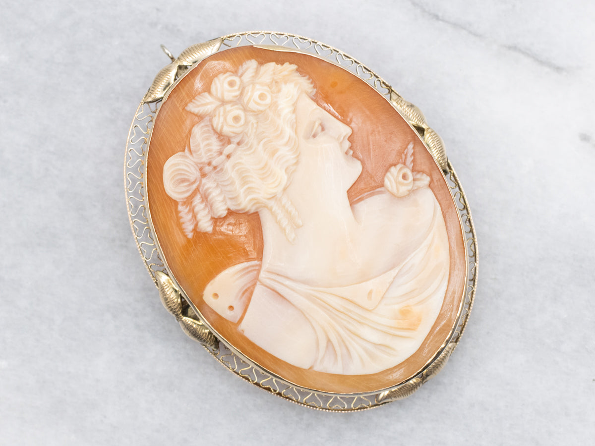Antique Conch Shell Cameo Gold Brooch or Pendant