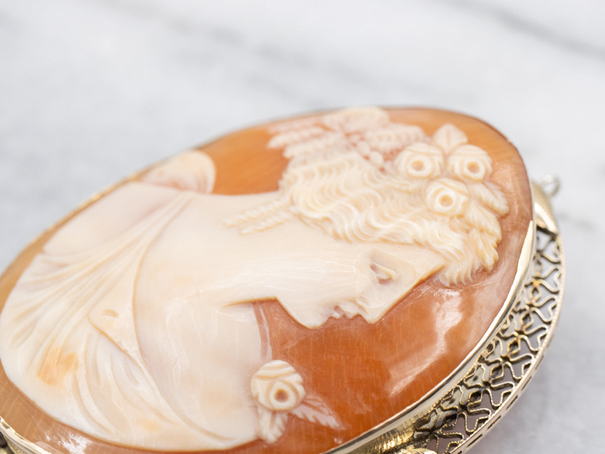 Antique Conch Shell Cameo Gold Brooch or Pendant