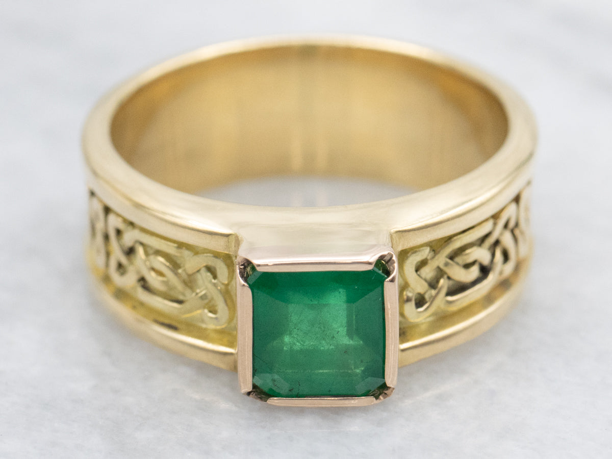Unisex Gold and Emerald Celtic Solitaire Ring
