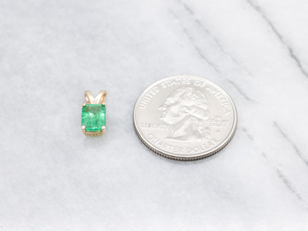 Yellow Gold Emerald Solitaire Pendant