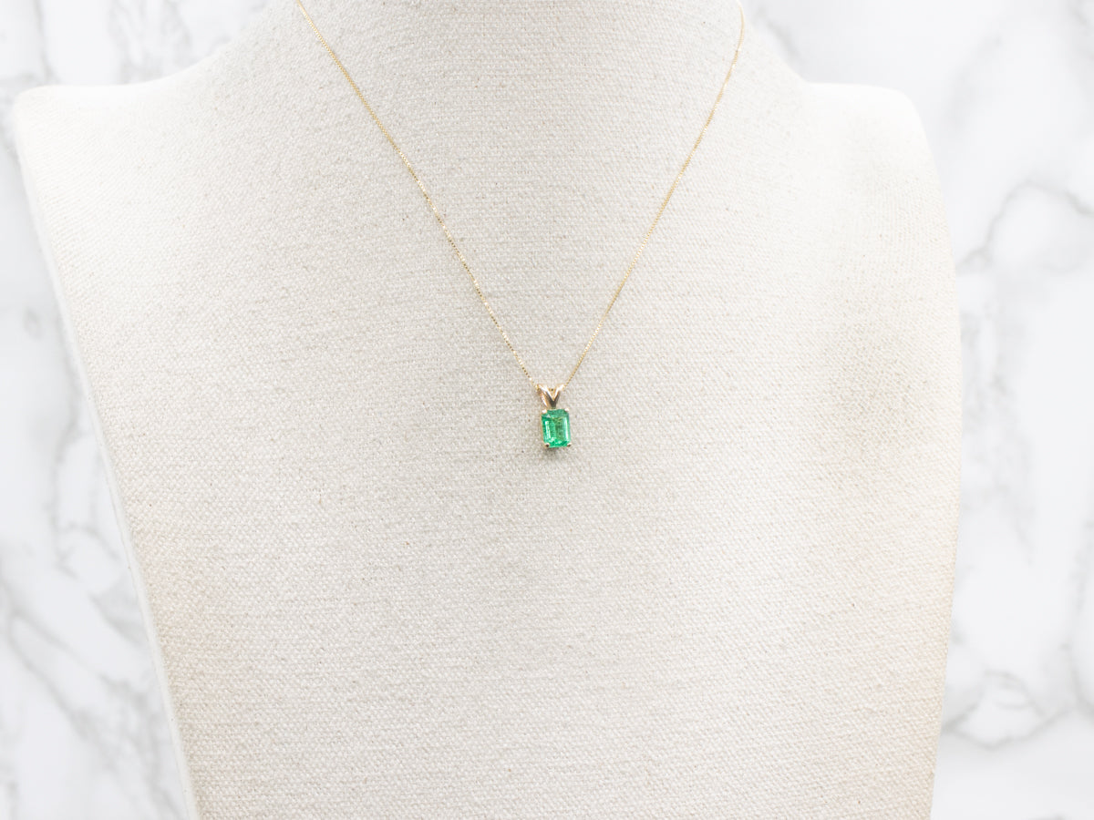 Yellow Gold Emerald Solitaire Pendant