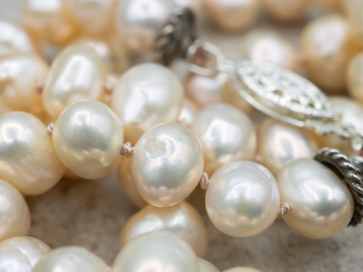 Blushed Pink Freshwater Pearl Beaded Necklace with Filigree Clasp