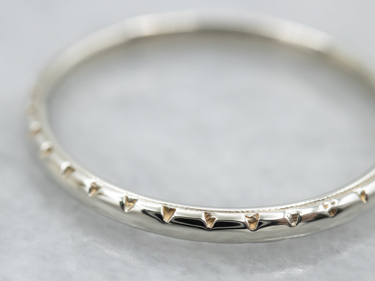 Vintage White Gold Scallop Patterned Band