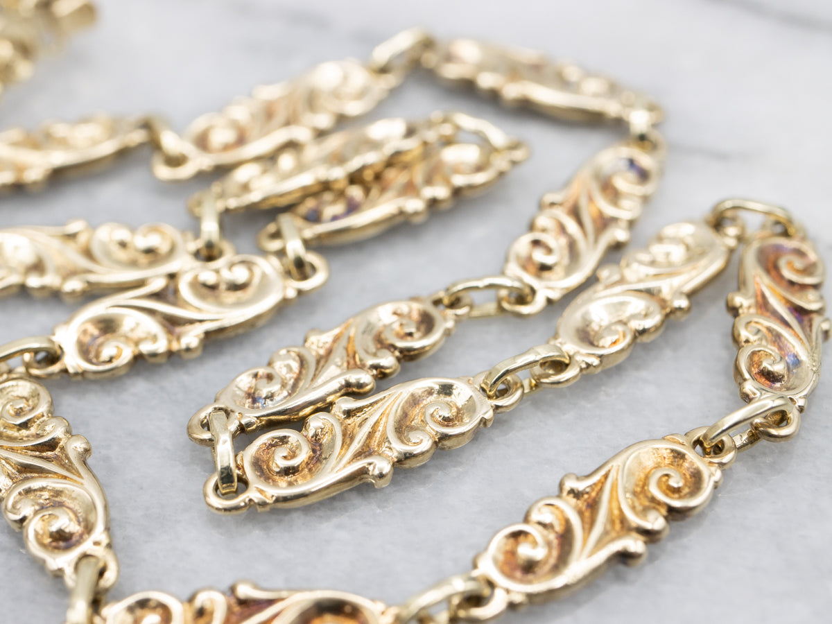 Scrolling Gold Pattern Link Necklace