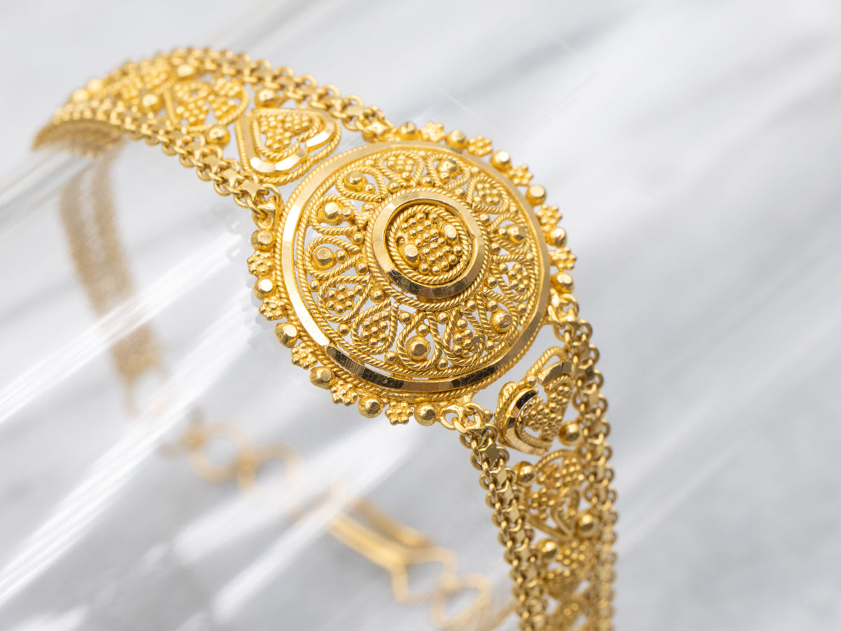 Stunning 22-Karat Yellow Gold Ornate Mesh Link Bracelet