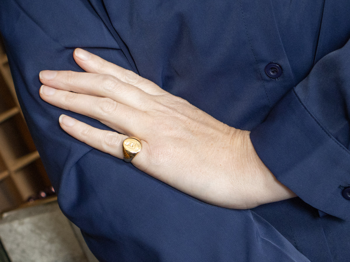 Engraved “Hold to Thy Faith” Family Crest Antique Gold Signet Ring