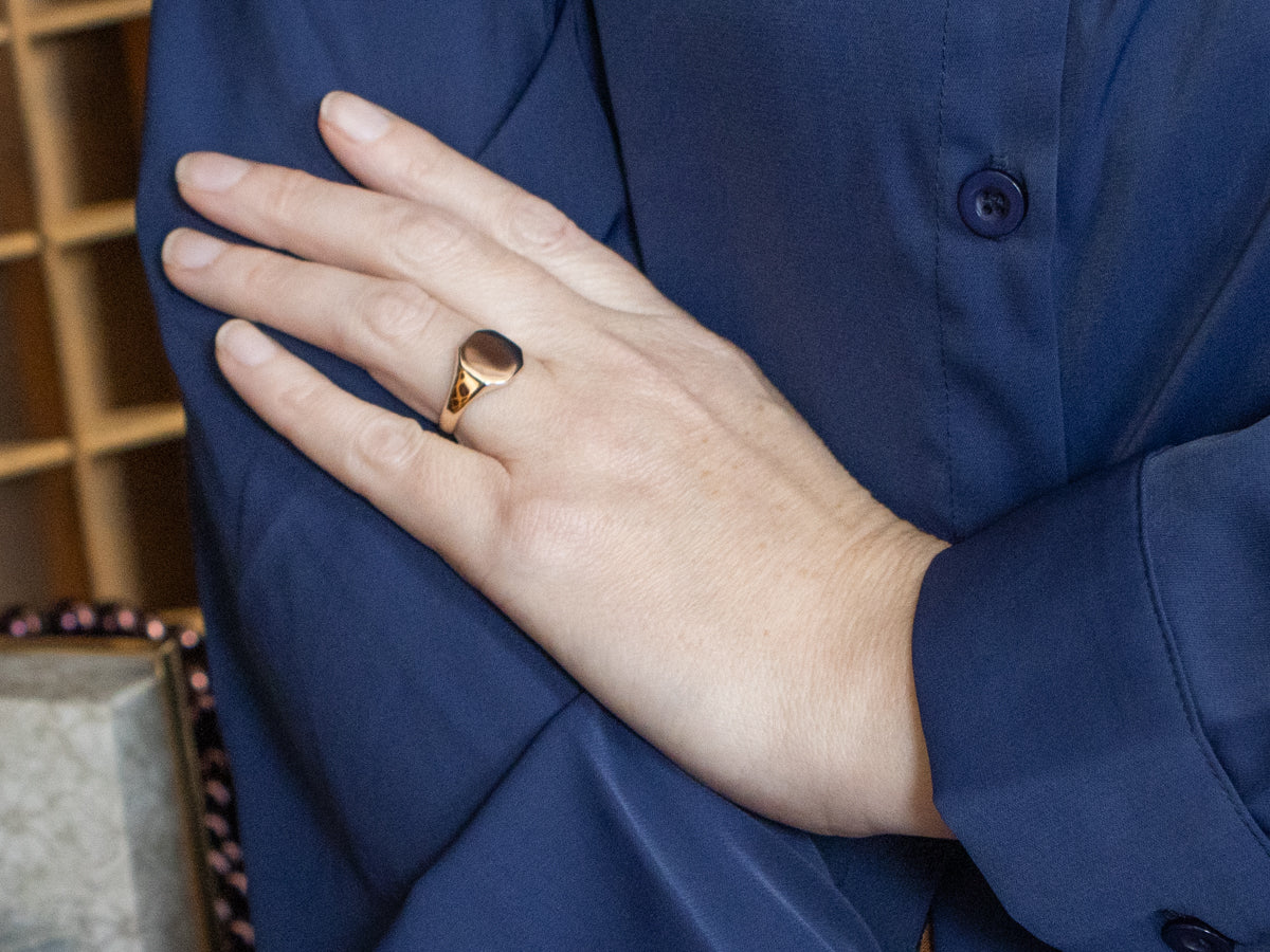 Polished Gold Octagon-Top Signet Ring