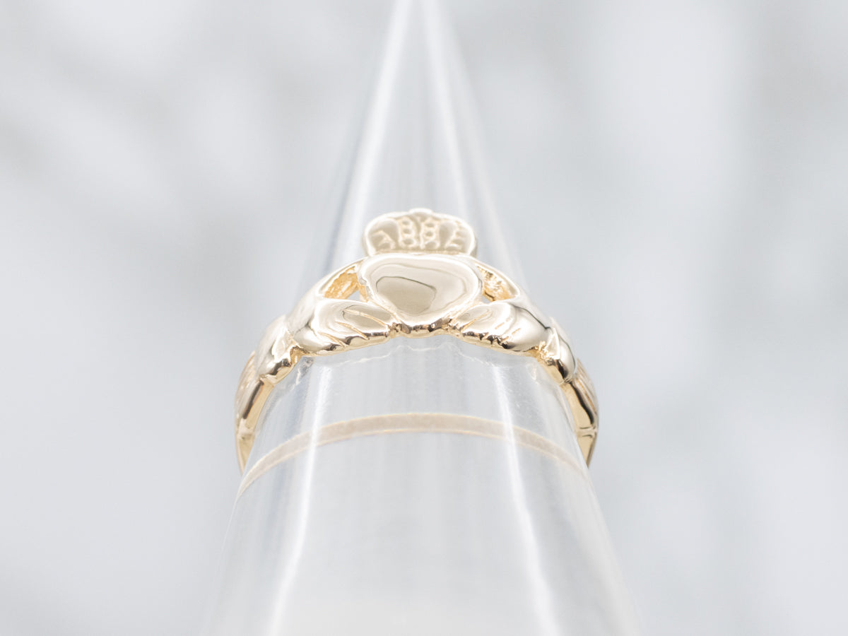 Classic Yellow Gold Claddagh Ring