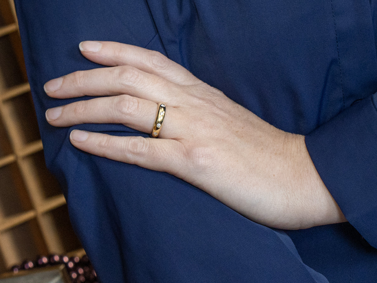 Flush-Set Diamond 18-Karat Gold Band