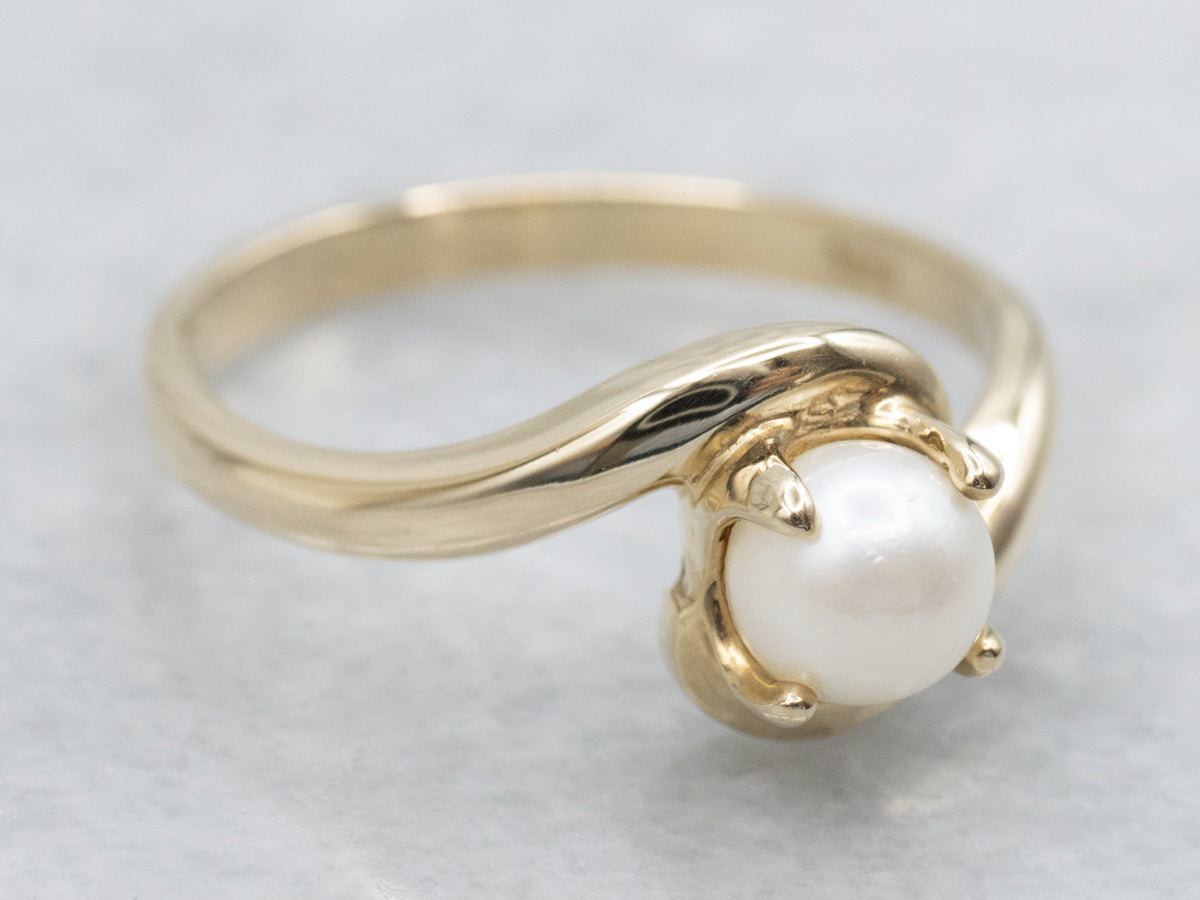 Saltwater Pearl Gold Bypass Ring
