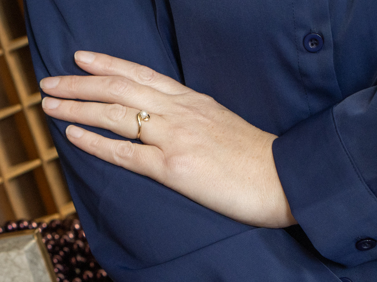 Saltwater Pearl Gold Bypass Ring