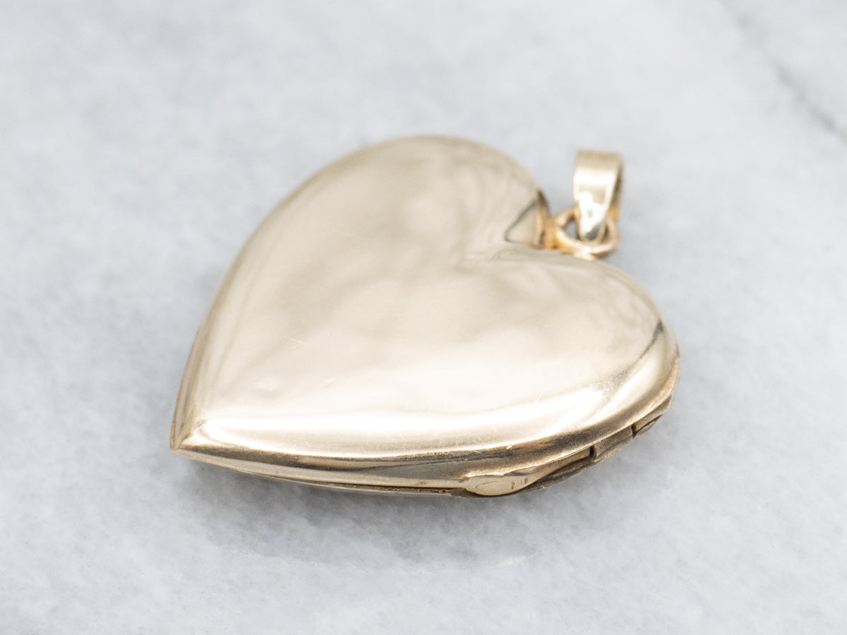 Heart Shaped Engraved Yellow Gold Vintage Locket