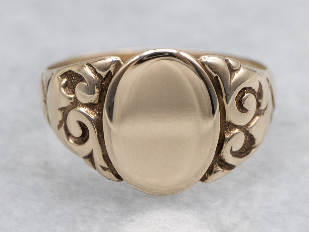 Scrolling Antique Gold Victorian Signet Ring