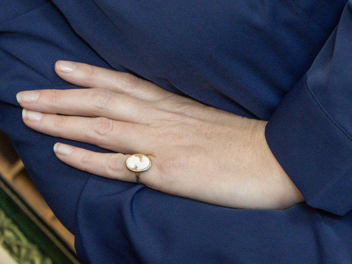 Vintage Gold Cameo Ring of a Young Woman with a Flower