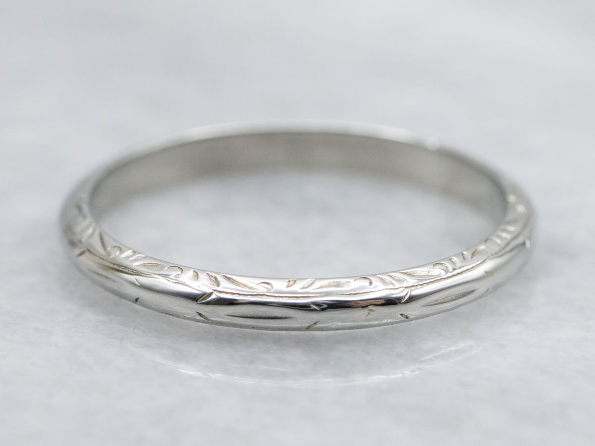Vintage Patterned Edge 18-Karat White Gold Band