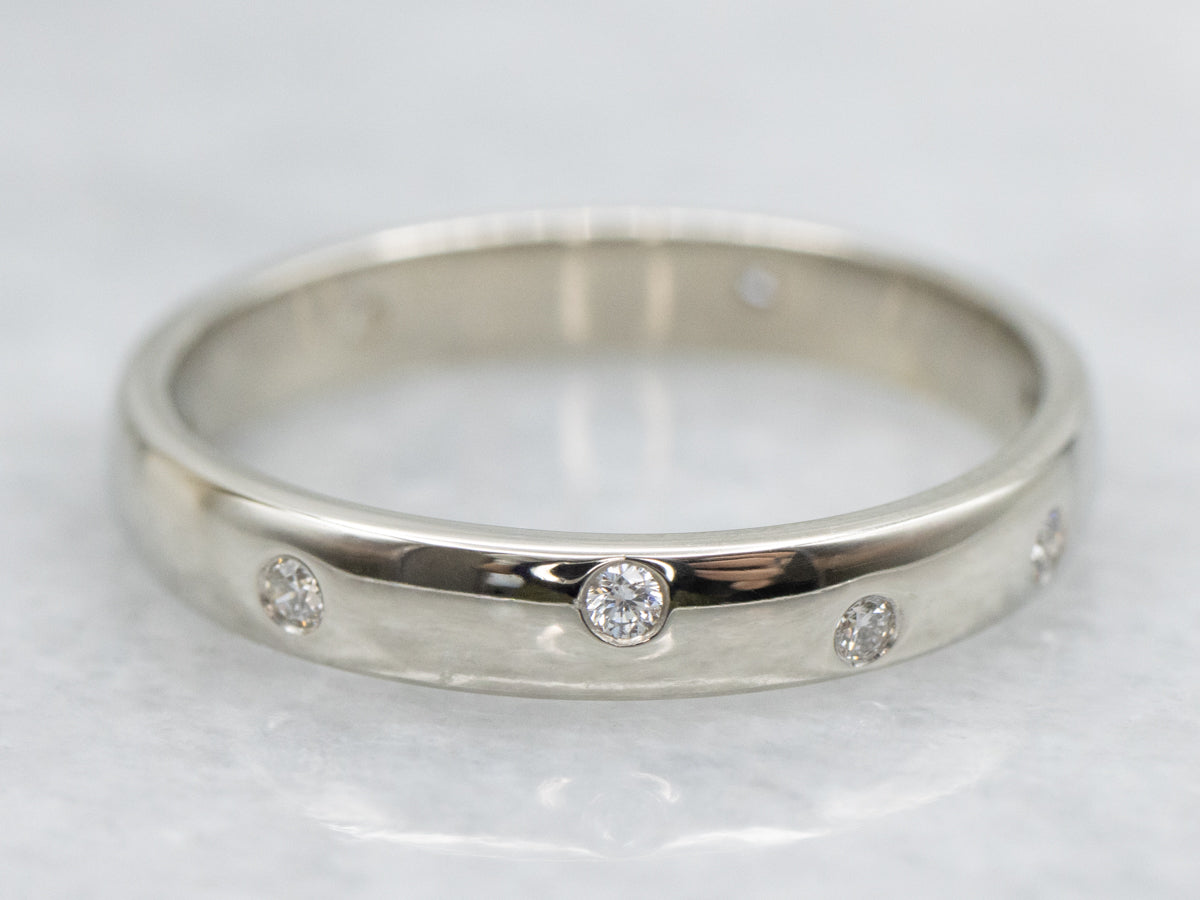 Sparkling White Gold Diamond Etoile Band