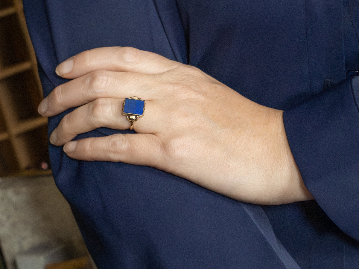 Vintage Lapis Yellow Gold Solitaire Ring