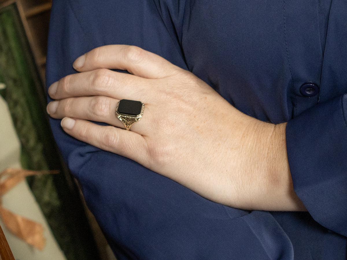 Art Nouveau Two Tone Onyx Filigree Ring