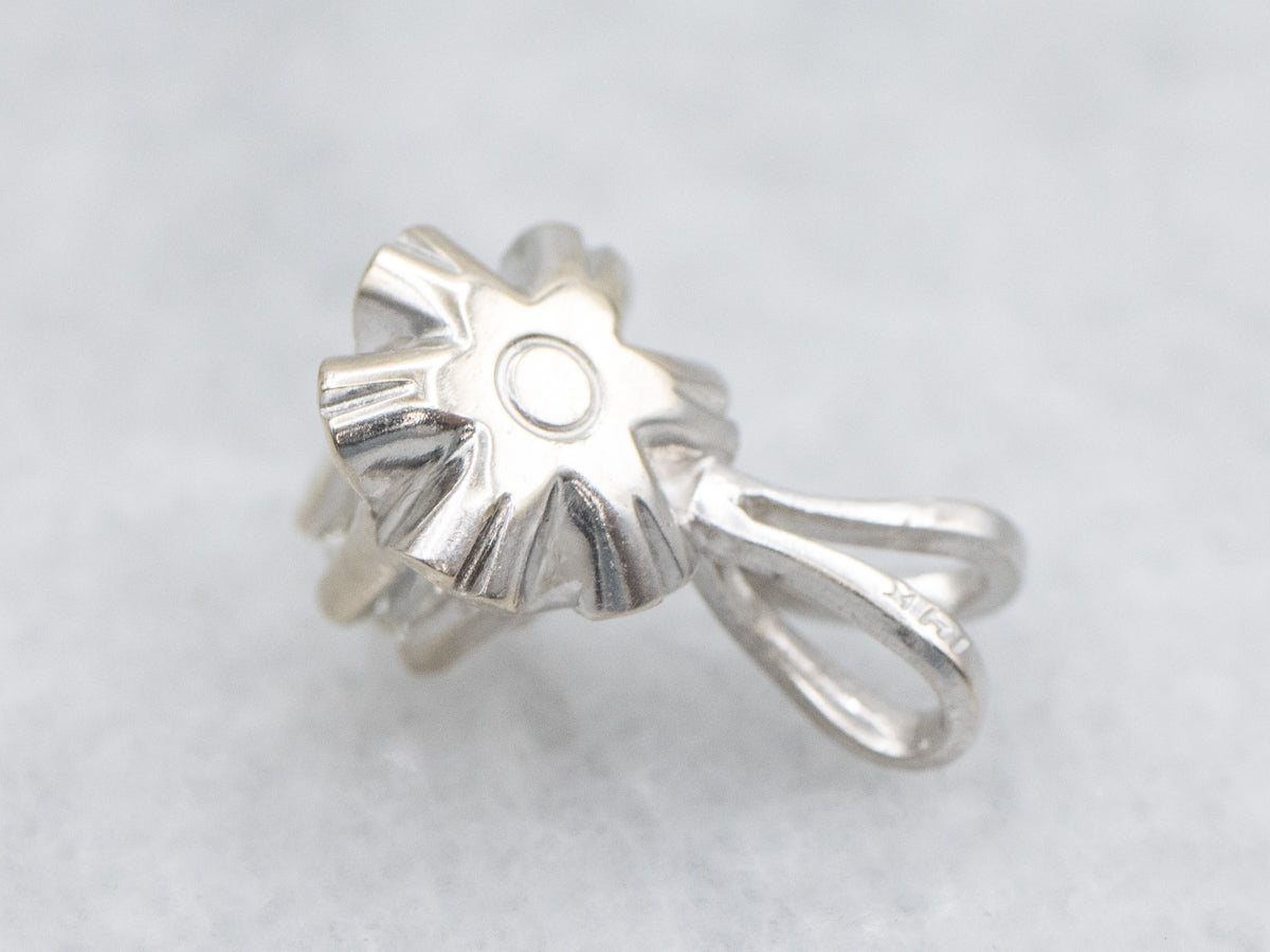 Buttercup Set Diamond White Gold Solitaire Pendant