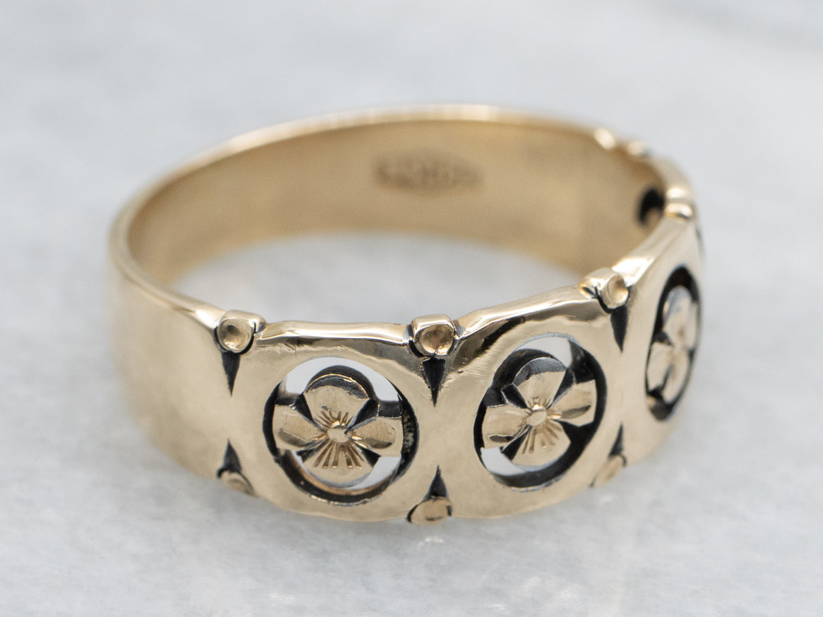 Pierced Forget-Me-Not Floral Pattern Band in 14K Yellow Gold