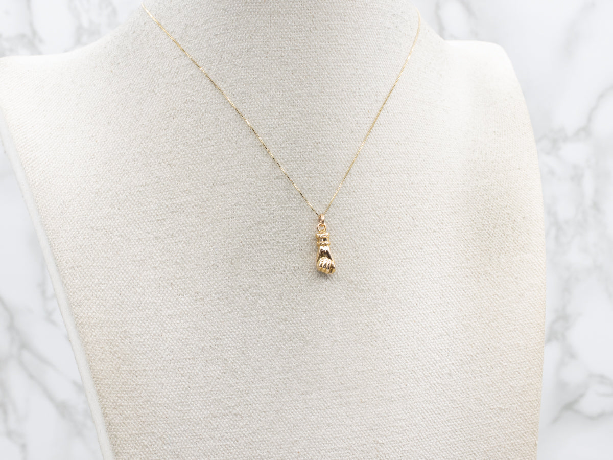 Vintage Mano Figa Yellow Gold Charm Pendant